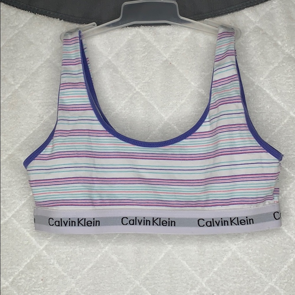 Girls Calvin Klein Bra💜